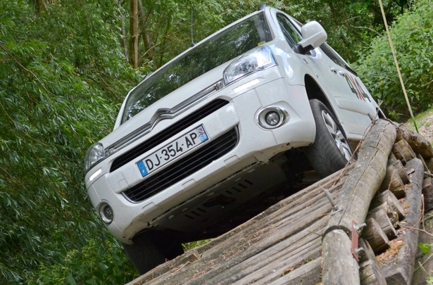 Testverslag Citroën Berlingo 4x4 Dangel