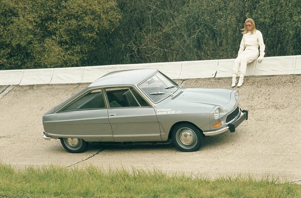 Steelt Kees een Citroën M35?