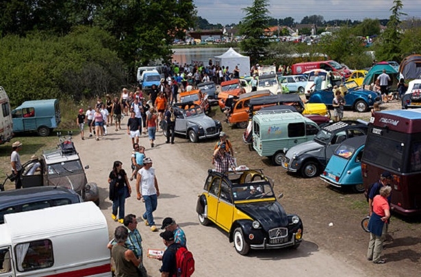 International 2CV meeting Torun, Polen
