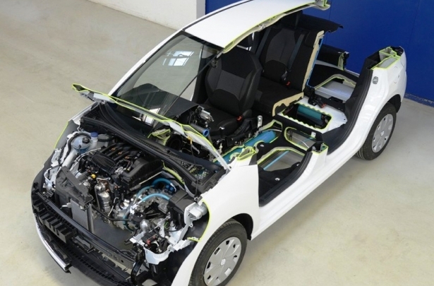 De C3 Hybrid Air rijdt op lucht