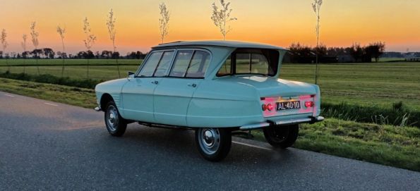 Concoursstaat Ami 6 berline uit 1965 aangeboden